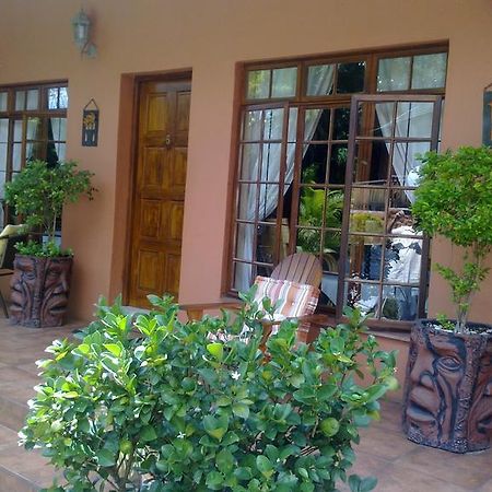Harmony Guesthouse Mbombela Extérieur photo