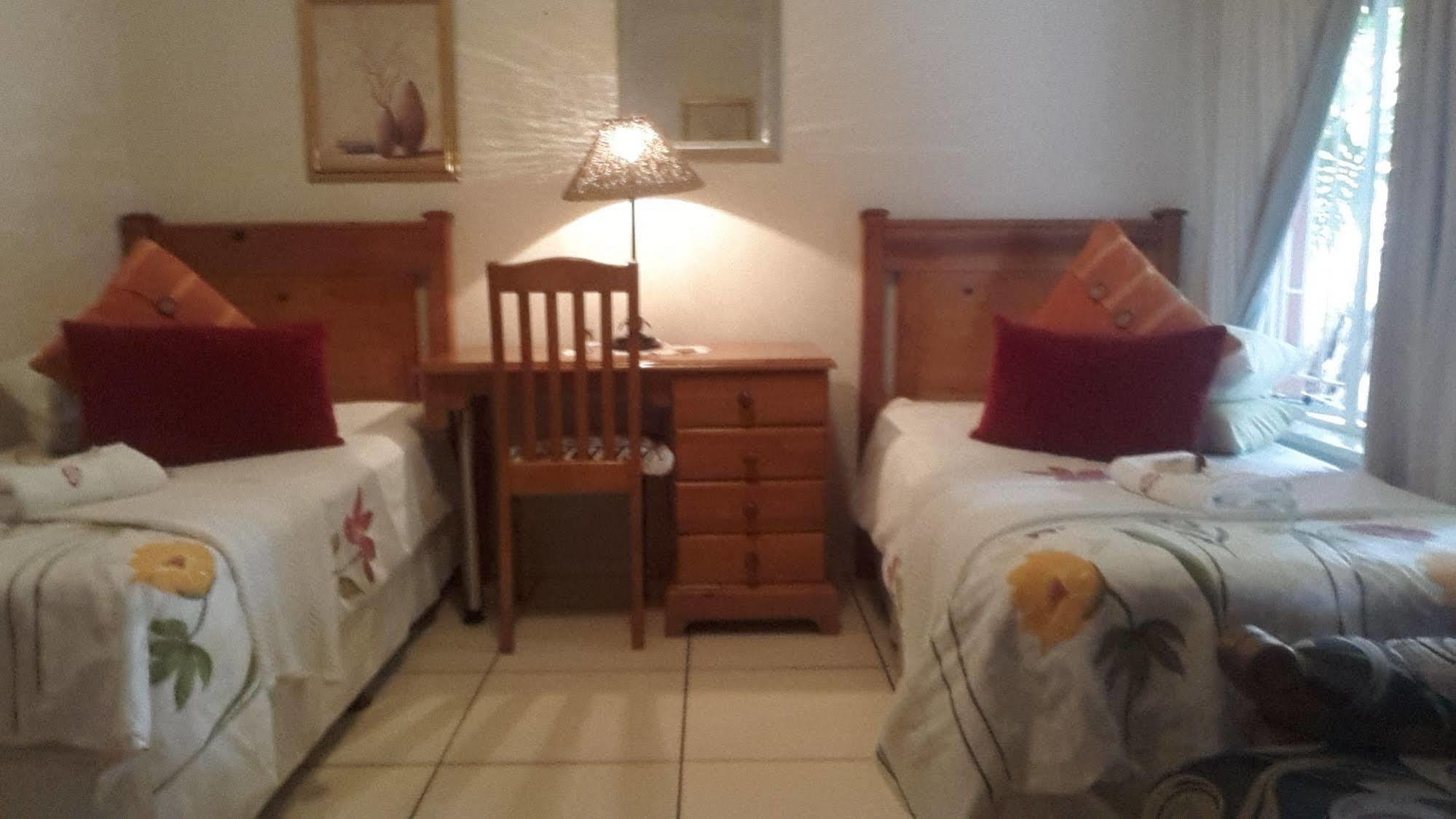 Harmony Guesthouse Mbombela Extérieur photo