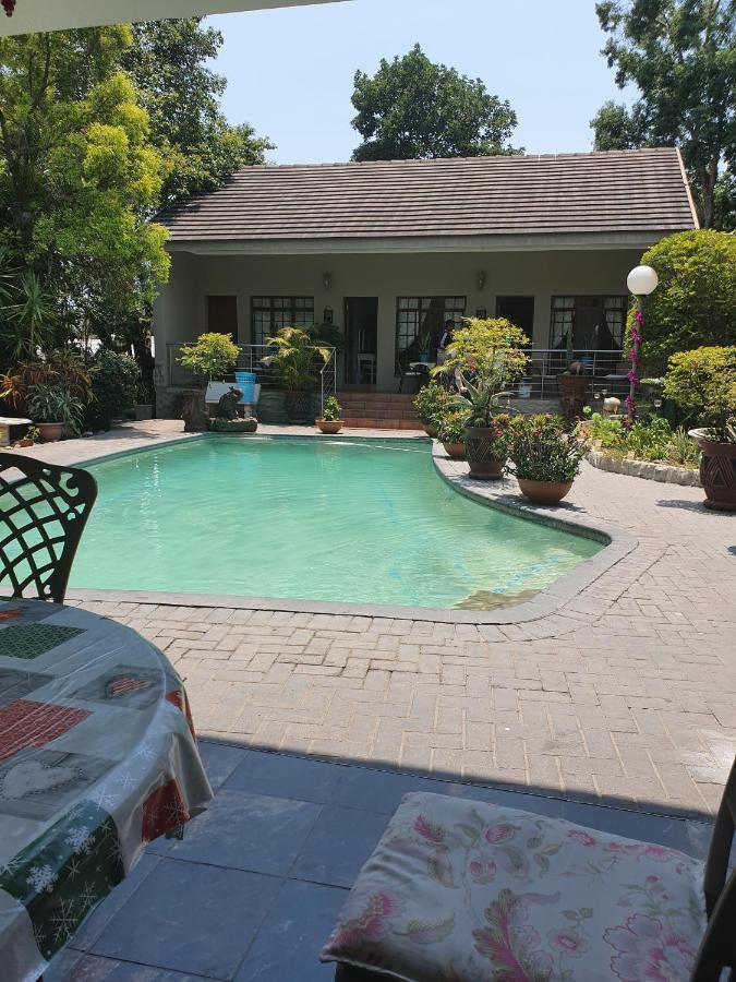 Harmony Guesthouse Mbombela Extérieur photo